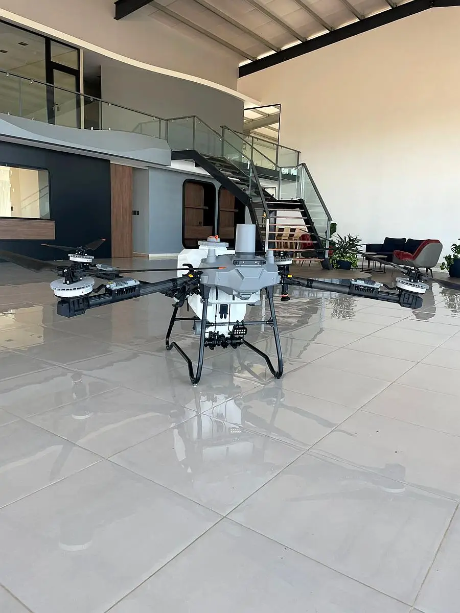 Dron T-70 Dji, 3 Baterias, Generador Dji, Tanque de L/s.