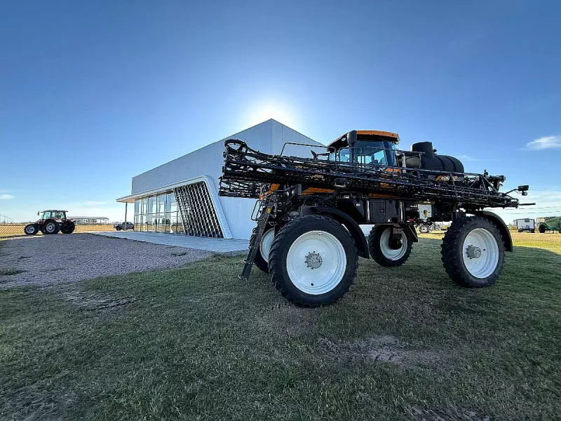 Valtra R535